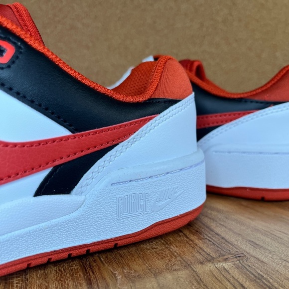 Nike
Full force lo gs
Brand new - Picture 11 of 13